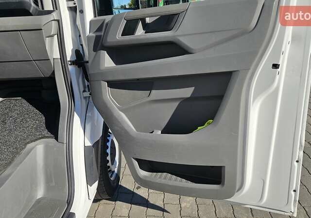 Білий Фольксваген Крафтєр, об'ємом двигуна 1.97 л та пробігом 247 тис. км за 29900 $, фото 17 на Automoto.ua