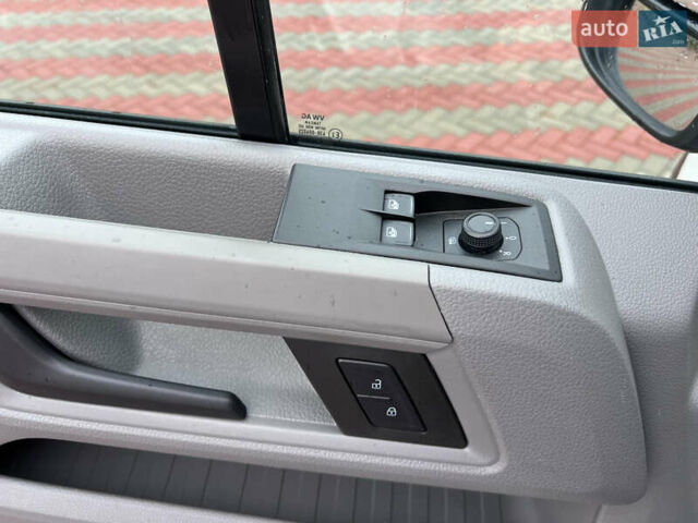 Белый Фольксваген Крафтер, объемом двигателя 1.97 л и пробегом 90 тыс. км за 32300 $, фото 21 на Automoto.ua