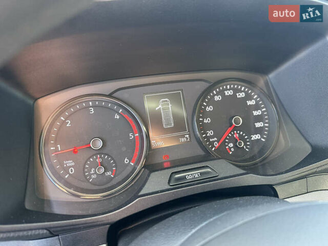 Белый Фольксваген Крафтер, объемом двигателя 1.97 л и пробегом 56 тыс. км за 40000 $, фото 9 на Automoto.ua