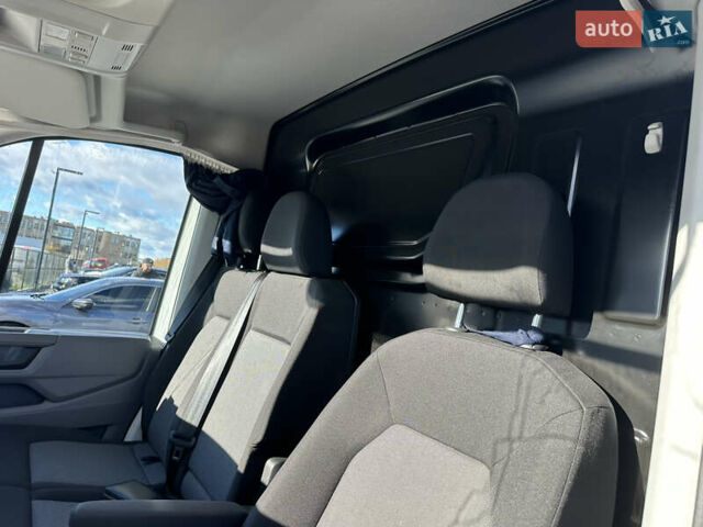 Белый Фольксваген Крафтер, объемом двигателя 1.97 л и пробегом 56 тыс. км за 40000 $, фото 10 на Automoto.ua