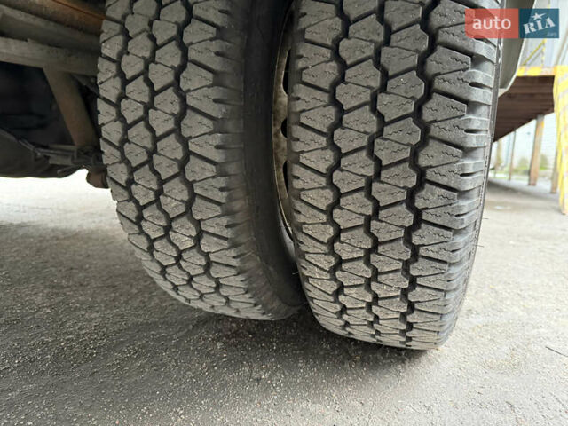 Белый Фольксваген Крафтер, объемом двигателя 1.97 л и пробегом 360 тыс. км за 14500 $, фото 8 на Automoto.ua