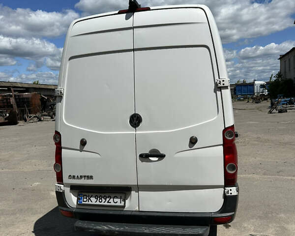 Белый Фольксваген Крафтер, объемом двигателя 2 л и пробегом 390 тыс. км за 10500 $, фото 4 на Automoto.ua