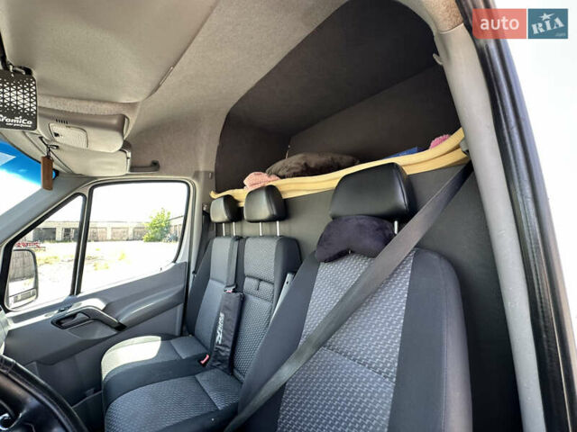 Белый Фольксваген Крафтер, объемом двигателя 2 л и пробегом 390 тыс. км за 10500 $, фото 10 на Automoto.ua