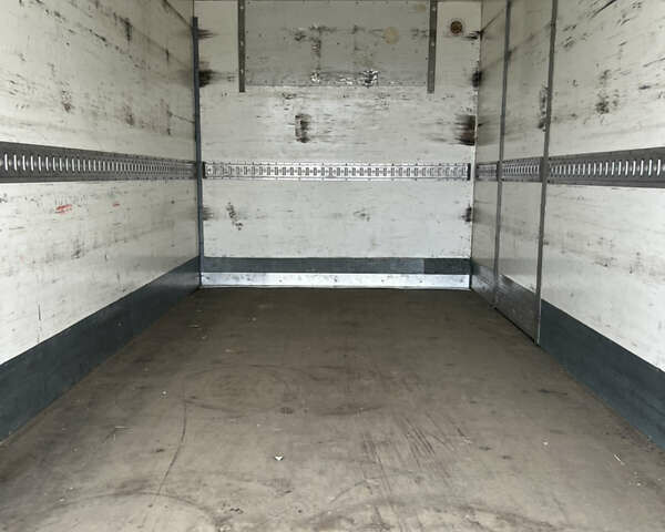 Белый Фольксваген Крафтер, объемом двигателя 1.97 л и пробегом 440 тыс. км за 17800 $, фото 15 на Automoto.ua