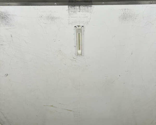 Белый Фольксваген Крафтер, объемом двигателя 1.97 л и пробегом 440 тыс. км за 17800 $, фото 13 на Automoto.ua