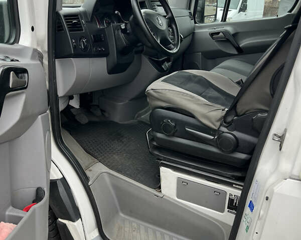 Белый Фольксваген Крафтер, объемом двигателя 1.97 л и пробегом 440 тыс. км за 17800 $, фото 16 на Automoto.ua