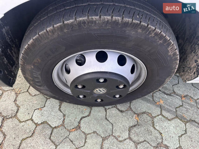 Белый Фольксваген Крафтер, объемом двигателя 2 л и пробегом 273 тыс. км за 26500 $, фото 18 на Automoto.ua