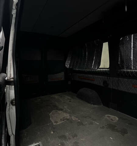 Белый Фольксваген Крафтер, объемом двигателя 1.97 л и пробегом 494 тыс. км за 16500 $, фото 30 на Automoto.ua