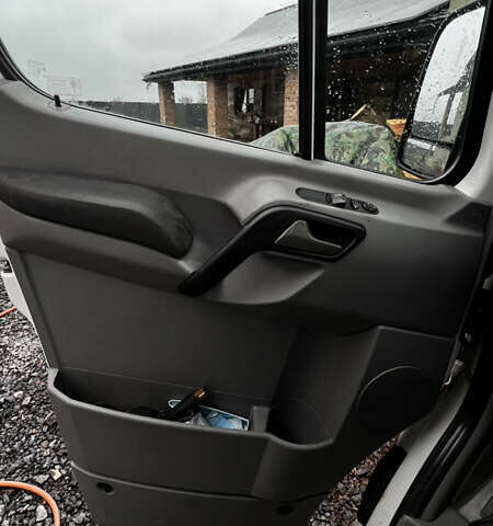 Белый Фольксваген Крафтер, объемом двигателя 1.97 л и пробегом 494 тыс. км за 16500 $, фото 19 на Automoto.ua