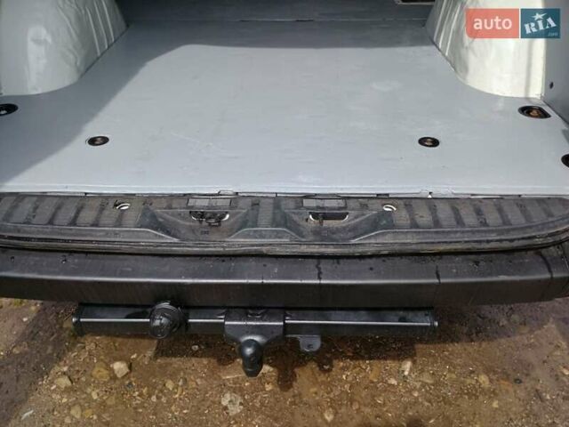 Белый Фольксваген Крафтер, объемом двигателя 2.5 л и пробегом 600 тыс. км за 7500 $, фото 34 на Automoto.ua