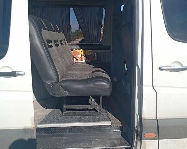 Білий Фольксваген Крафтєр, об'ємом двигуна 2.46 л та пробігом 720 тис. км за 11500 $, фото 6 на Automoto.ua