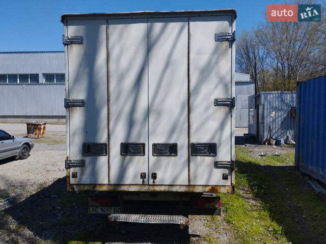 Белый Фольксваген Крафтер, объемом двигателя 2.46 л и пробегом 448 тыс. км за 11000 $, фото 3 на Automoto.ua