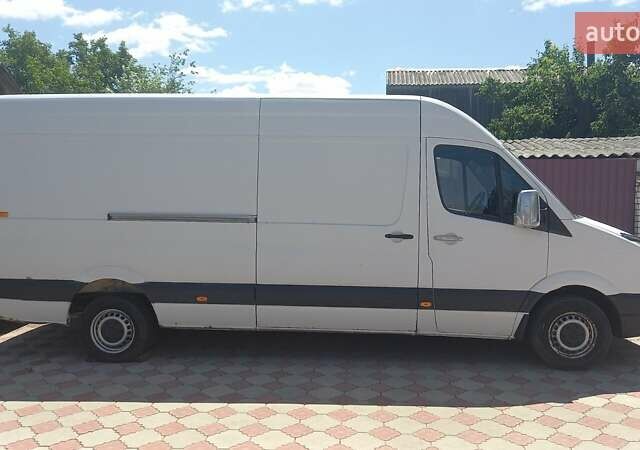 Белый Фольксваген Крафтер, объемом двигателя 2.5 л и пробегом 280 тыс. км за 12000 $, фото 2 на Automoto.ua