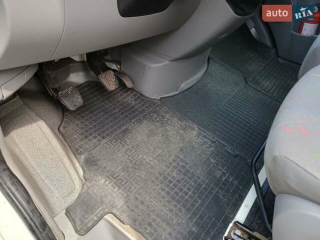 Белый Фольксваген Крафтер, объемом двигателя 2.5 л и пробегом 600 тыс. км за 7500 $, фото 17 на Automoto.ua