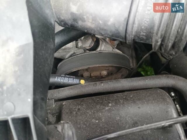 Белый Фольксваген Крафтер, объемом двигателя 2.5 л и пробегом 600 тыс. км за 7500 $, фото 46 на Automoto.ua