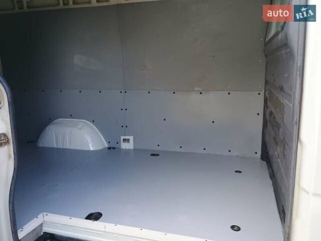 Белый Фольксваген Крафтер, объемом двигателя 2.5 л и пробегом 600 тыс. км за 7500 $, фото 27 на Automoto.ua