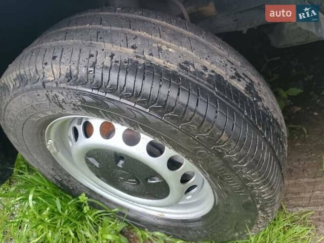 Белый Фольксваген Крафтер, объемом двигателя 2.5 л и пробегом 600 тыс. км за 7500 $, фото 44 на Automoto.ua