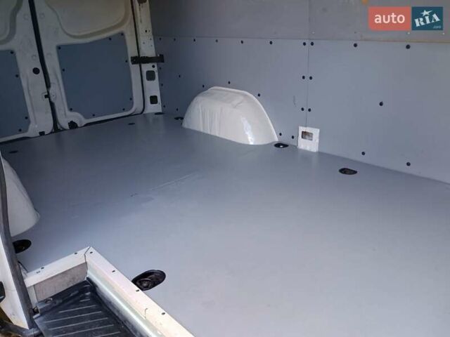 Белый Фольксваген Крафтер, объемом двигателя 2.5 л и пробегом 600 тыс. км за 7500 $, фото 30 на Automoto.ua