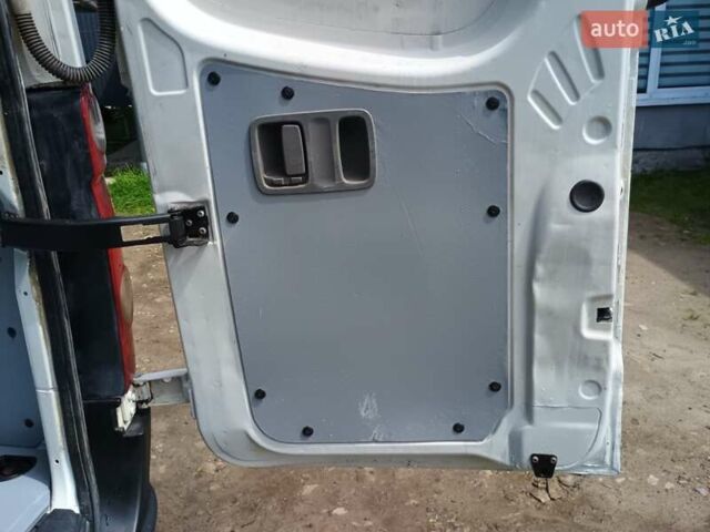 Белый Фольксваген Крафтер, объемом двигателя 2.5 л и пробегом 600 тыс. км за 7500 $, фото 40 на Automoto.ua