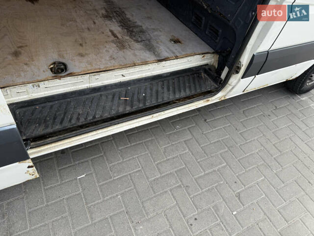 Білий Фольксваген Крафтєр, об'ємом двигуна 2.5 л та пробігом 350 тис. км за 7800 $, фото 18 на Automoto.ua