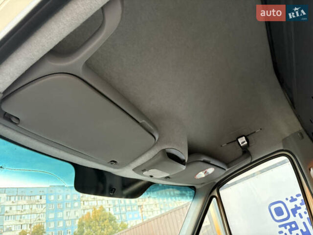 Білий Фольксваген Крафтєр, об'ємом двигуна 2.5 л та пробігом 440 тис. км за 8900 $, фото 14 на Automoto.ua