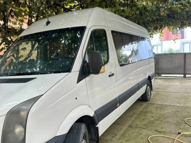 Белый Фольксваген Крафтер, объемом двигателя 2.5 л и пробегом 400 тыс. км за 10500 $, фото 1 на Automoto.ua