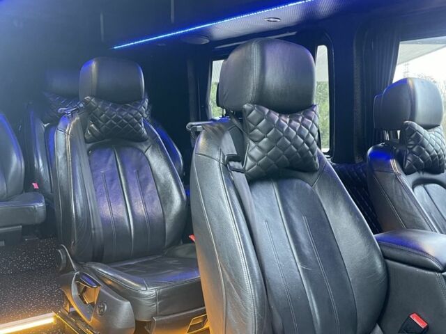 Белый Фольксваген Крафтер, объемом двигателя 2.5 л и пробегом 360 тыс. км за 13200 $, фото 7 на Automoto.ua