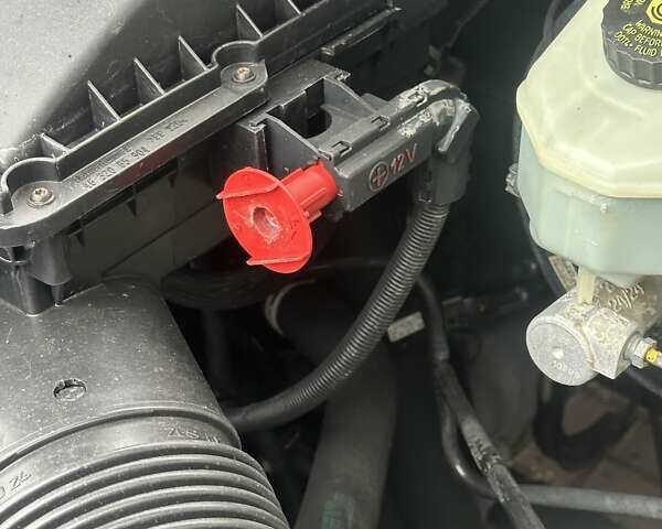 Белый Фольксваген Крафтер, объемом двигателя 2.46 л и пробегом 626 тыс. км за 16000 $, фото 23 на Automoto.ua