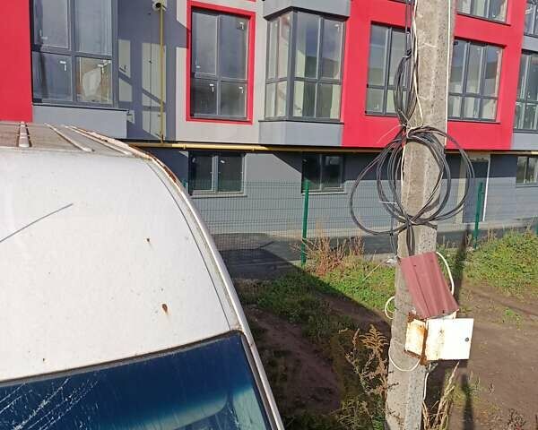 Белый Фольксваген Крафтер, объемом двигателя 1.97 л и пробегом 400 тыс. км за 3500 $, фото 25 на Automoto.ua