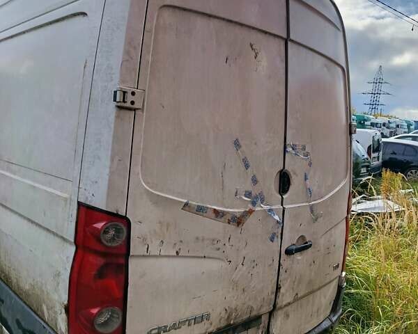 Белый Фольксваген Крафтер, объемом двигателя 1.97 л и пробегом 400 тыс. км за 3500 $, фото 6 на Automoto.ua