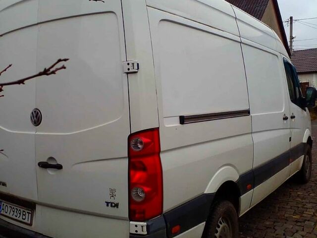 Білий Фольксваген Крафтєр, об'ємом двигуна 2 л та пробігом 400 тис. км за 11000 $, фото 2 на Automoto.ua