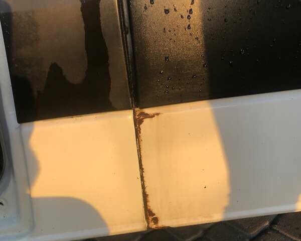 Фольксваген Крафтер 2011 в Яворове на Automoto.ua Белый Фольксваген Крафтер, объемом двигателя 2.46 л и пробегом 339 тыс. км за 9000 $, фото 3 на Automoto.ua