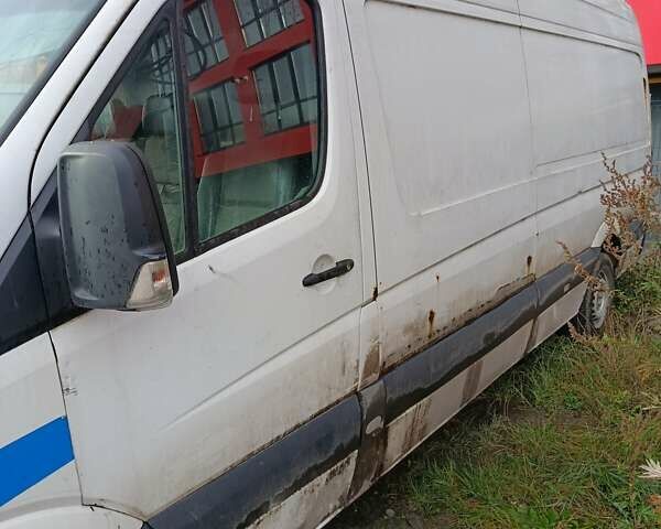 Белый Фольксваген Крафтер, объемом двигателя 1.97 л и пробегом 400 тыс. км за 3500 $, фото 9 на Automoto.ua