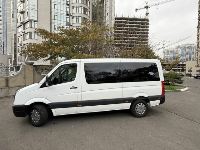 Белый Фольксваген Крафтер, объемом двигателя 2 л и пробегом 265 тыс. км за 16500 $, фото 1 на Automoto.ua