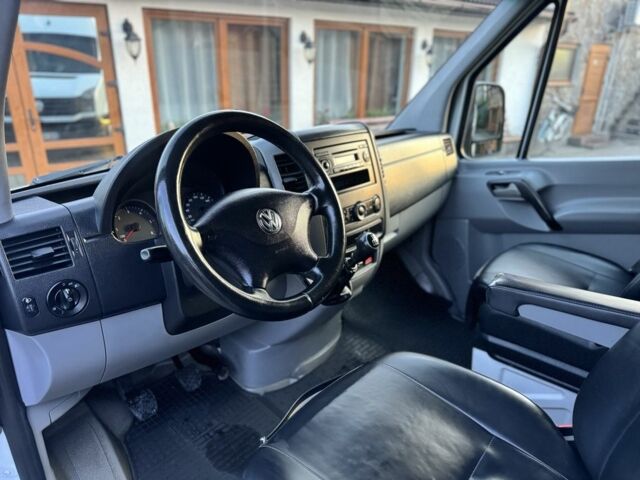 Білий Фольксваген Крафтєр, об'ємом двигуна 2 л та пробігом 450 тис. км за 12499 $, фото 16 на Automoto.ua