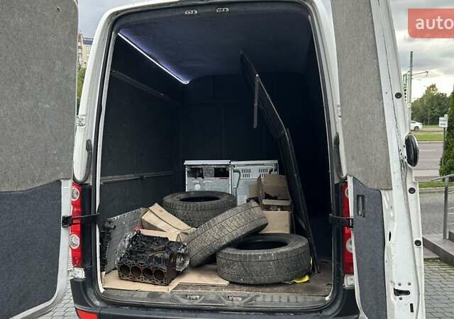 Білий Фольксваген Крафтєр, об'ємом двигуна 2 л та пробігом 330 тис. км за 15500 $, фото 15 на Automoto.ua