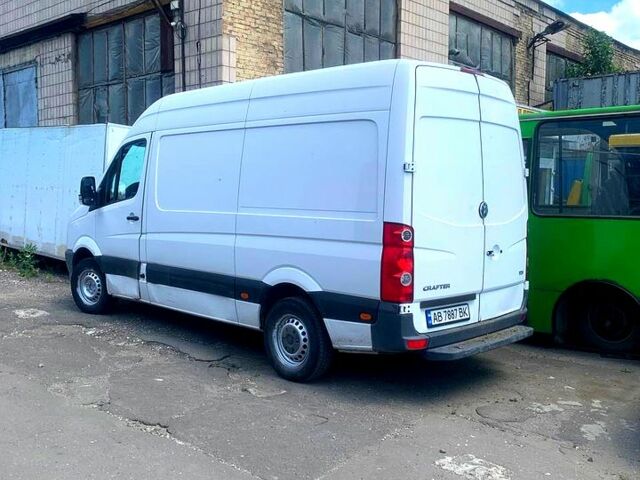 Белый Фольксваген Крафтер, объемом двигателя 2 л и пробегом 350 тыс. км за 8500 $, фото 4 на Automoto.ua