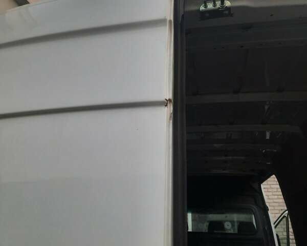 Белый Фольксваген Крафтер, объемом двигателя 2 л и пробегом 482 тыс. км за 11000 $, фото 15 на Automoto.ua