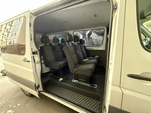 Белый Фольксваген Крафтер, объемом двигателя 2 л и пробегом 265 тыс. км за 16500 $, фото 7 на Automoto.ua