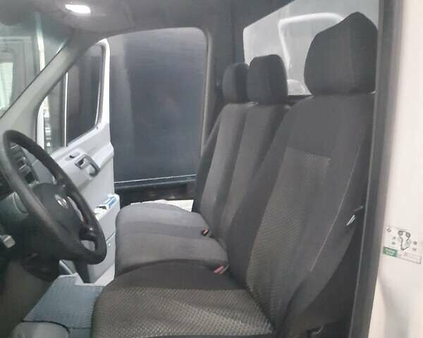 Белый Фольксваген Крафтер, объемом двигателя 2 л и пробегом 482 тыс. км за 11000 $, фото 9 на Automoto.ua