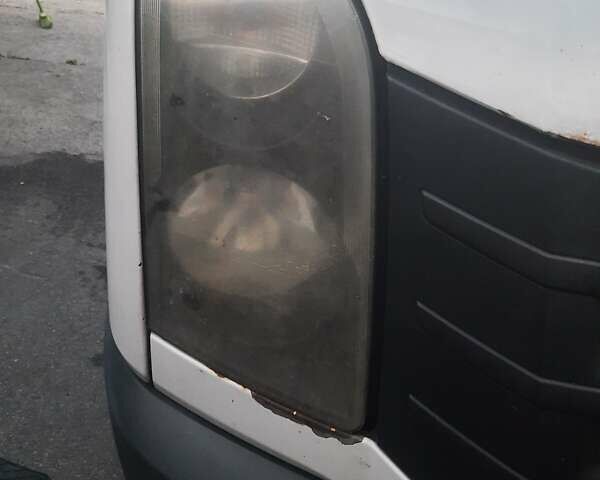 Белый Фольксваген Крафтер, объемом двигателя 2 л и пробегом 482 тыс. км за 11000 $, фото 23 на Automoto.ua