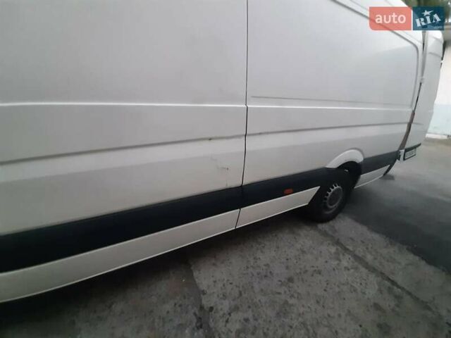 Белый Фольксваген Крафтер, объемом двигателя 2 л и пробегом 482 тыс. км за 11000 $, фото 3 на Automoto.ua