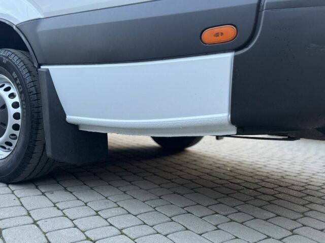 Білий Фольксваген Крафтєр, об'ємом двигуна 2 л та пробігом 450 тис. км за 12499 $, фото 11 на Automoto.ua