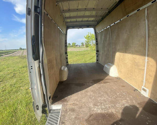 Білий Фольксваген Крафтєр, об'ємом двигуна 1.97 л та пробігом 307 тис. км за 14400 $, фото 5 на Automoto.ua