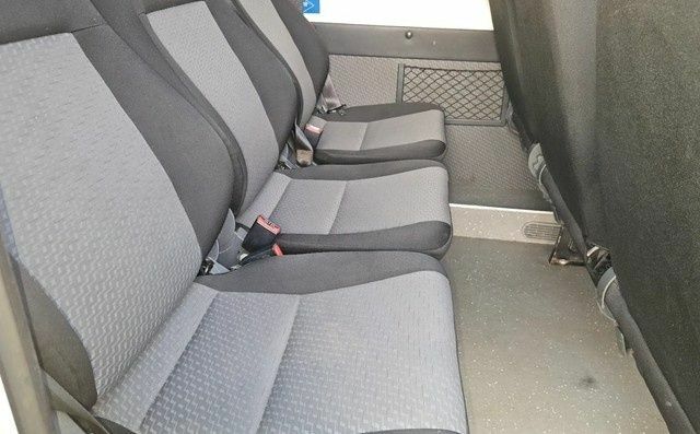 Фольксваген Крафтер 2013 в Львове на Automoto.ua Белый Фольксваген Крафтер, объемом двигателя 2 л и пробегом 355 тыс. км за 9100 $, фото 9 на Automoto.ua