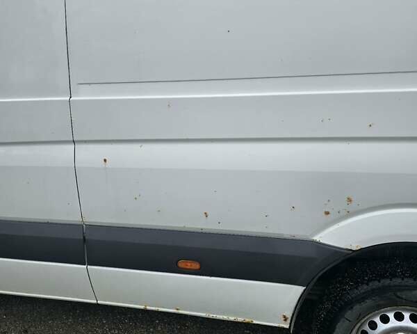 Фольксваген Крафтер 2013 в Новоселица на Automoto.ua Белый Фольксваген Крафтер, объемом двигателя 2 л и пробегом 500 тыс. км за 11000 $, фото 4 на Automoto.ua