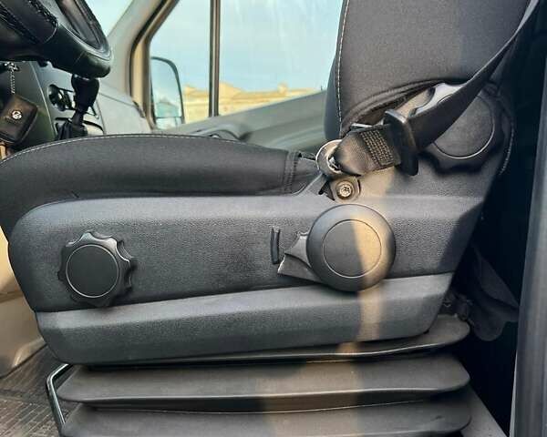 Белый Фольксваген Крафтер, объемом двигателя 2 л и пробегом 290 тыс. км за 13700 $, фото 23 на Automoto.ua