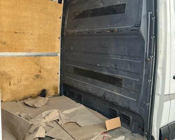 Белый Фольксваген Крафтер, объемом двигателя 2 л и пробегом 290 тыс. км за 13700 $, фото 28 на Automoto.ua