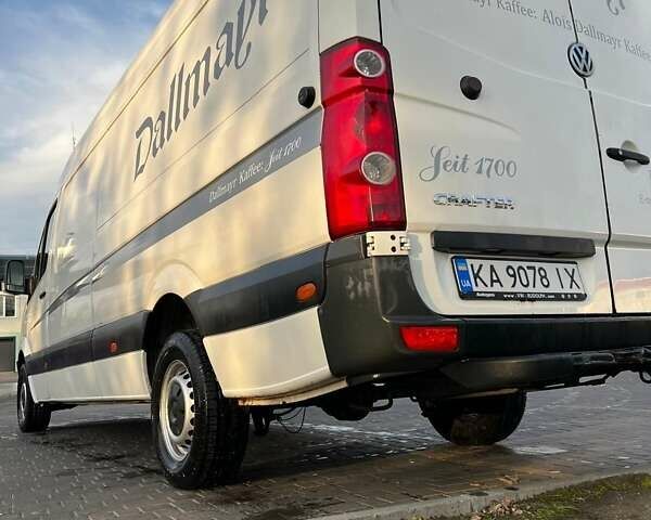 Белый Фольксваген Крафтер, объемом двигателя 2 л и пробегом 290 тыс. км за 13700 $, фото 19 на Automoto.ua
