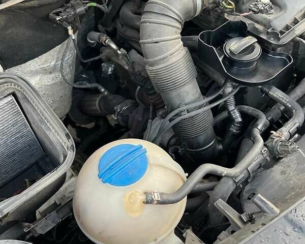 Белый Фольксваген Крафтер, объемом двигателя 2 л и пробегом 290 тыс. км за 13700 $, фото 30 на Automoto.ua